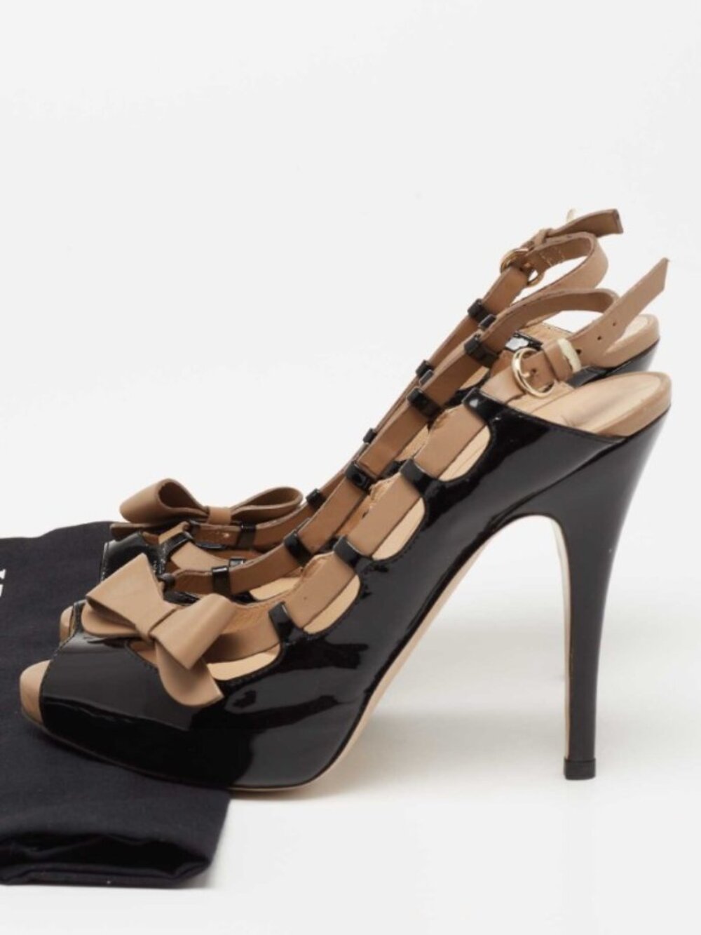 ✨ $1200 Luxe VALENTINO Garavani Black Cream Patent Leather Bow Peep Toe Heels 9